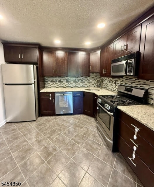 36 Fisher Dr Property Photo 9