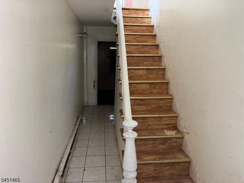 145 Ward St Property Photo 11