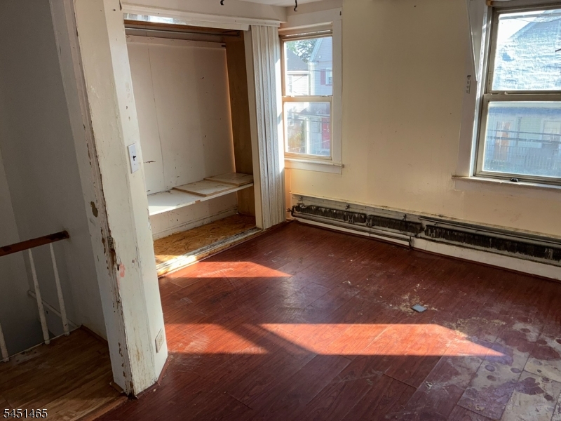 145 Ward St Property Photo 15