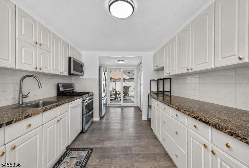 58 Hillcrest Avenue Property Photo 3
