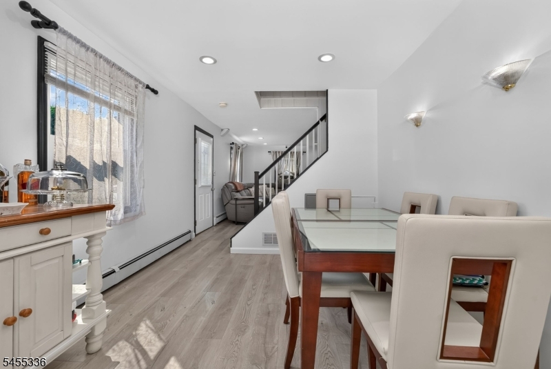 58 Hillcrest Avenue Property Photo 6