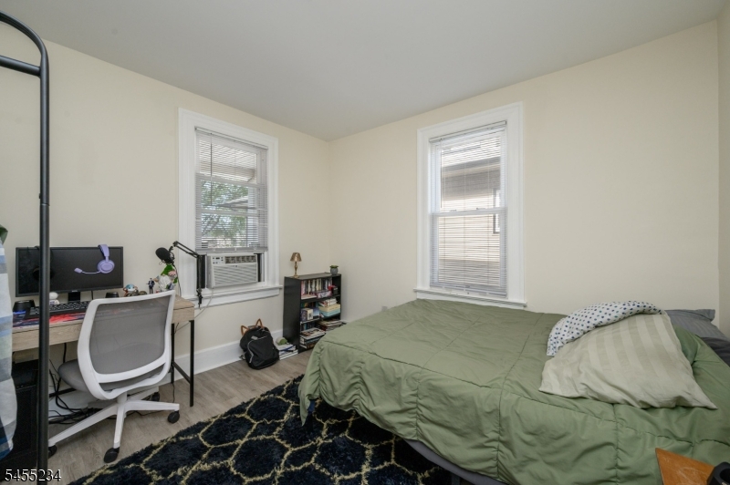304 Myrtle Ave Property Photo 25