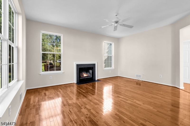 10 Sutton Ct Property Photo 22