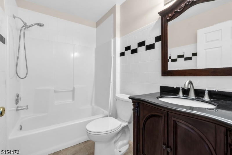 10 Sutton Ct Property Photo 40