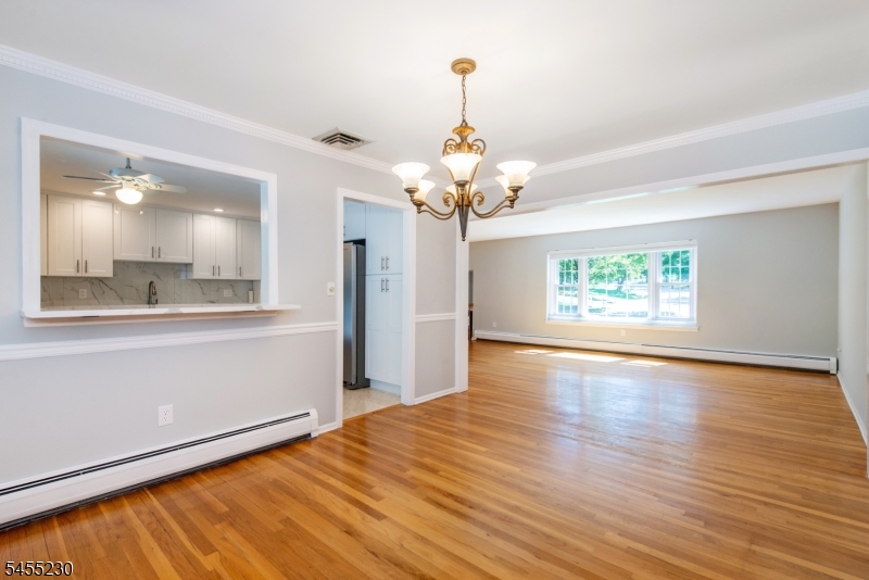 14 Winding Way Property Photo 10