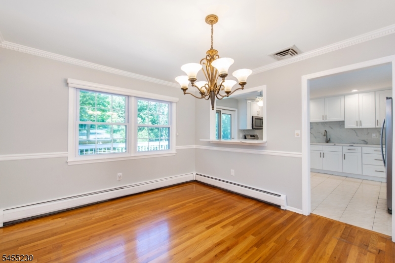 14 Winding Way Property Photo 11