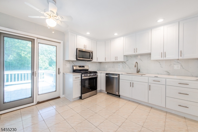 14 Winding Way Property Photo 14