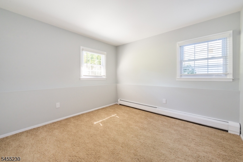 14 Winding Way Property Photo 24
