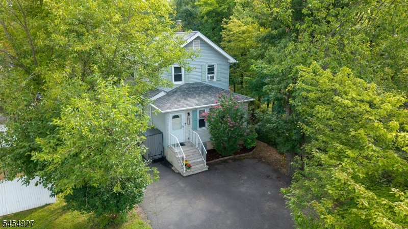 926 N Washington Ave Property Photo 1