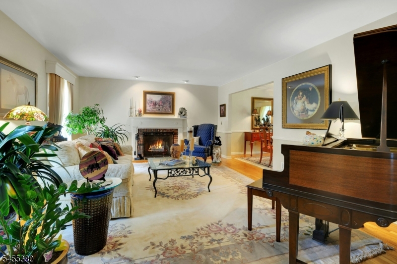 8 High Ridge Rd Property Photo 6