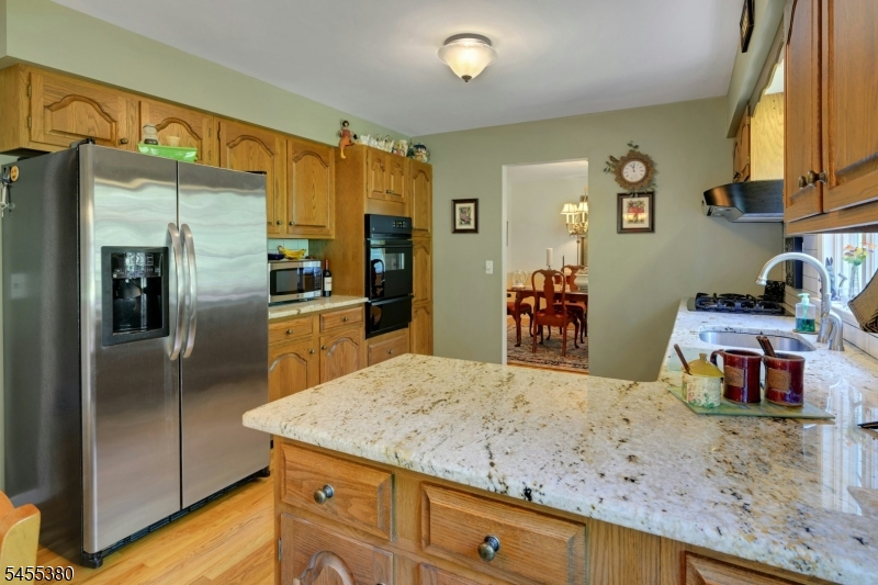 8 High Ridge Rd Property Photo 11