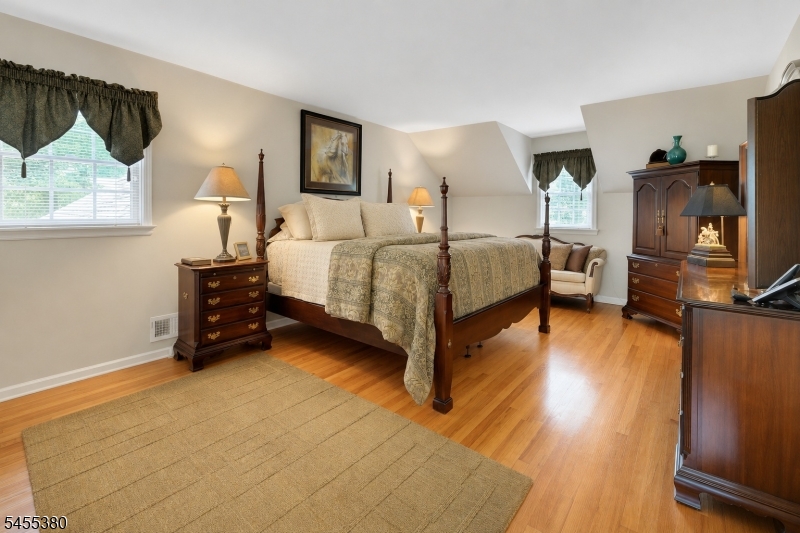8 High Ridge Rd Property Photo 15