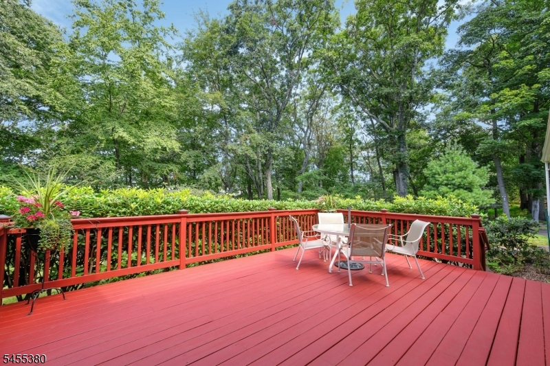8 High Ridge Rd Property Photo 23