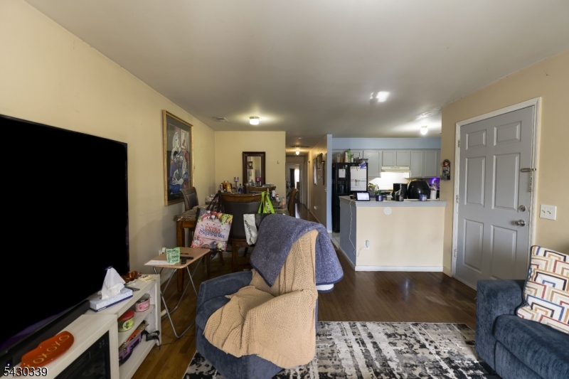 297 Avon Ave Property Photo 15
