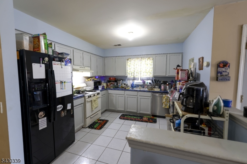 297 Avon Ave Property Photo 16