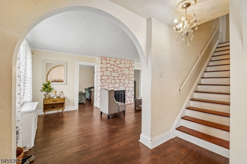 602 Eagle Rock Ave Property Photo 4