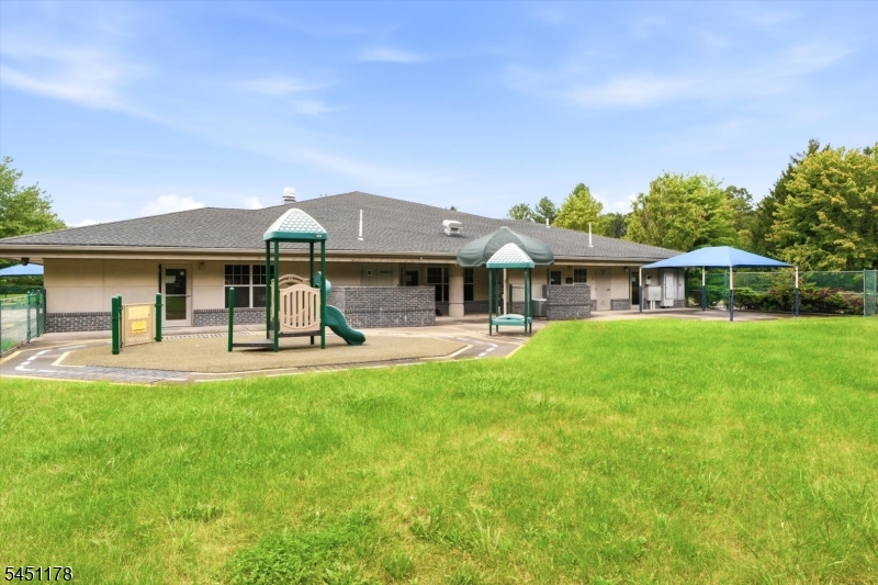 1 Kinder Ct Property Photo 22