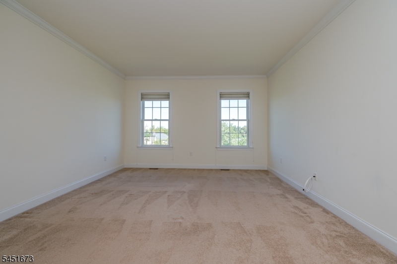 9 Comstock Ln Property Photo 16