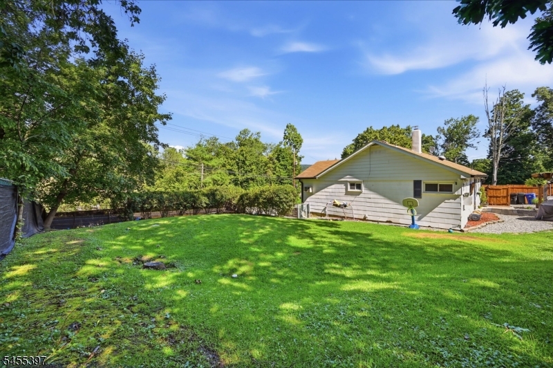 590 Ridge Rd Property Photo 26
