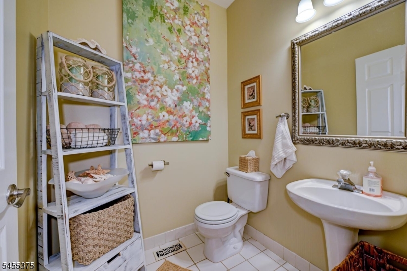 47 Loft Dr Property Photo 16