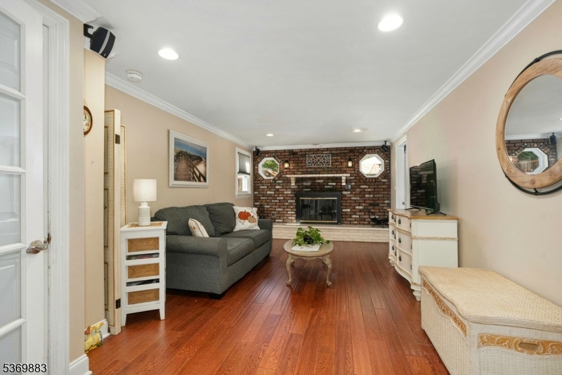 22 Rhonda Pl Property Photo 5