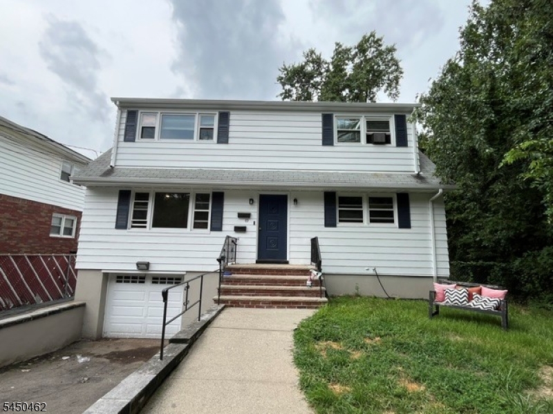69 Linwood Ave Property Photo 2