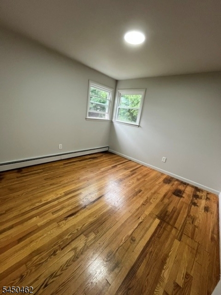 69 Linwood Ave Property Photo 6
