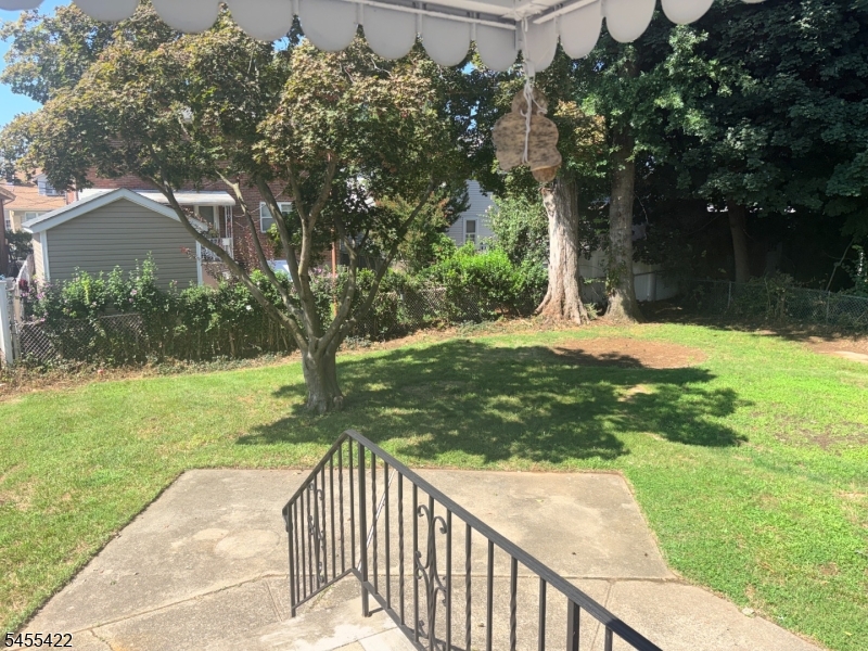 69 Linwood Ave Property Photo 18