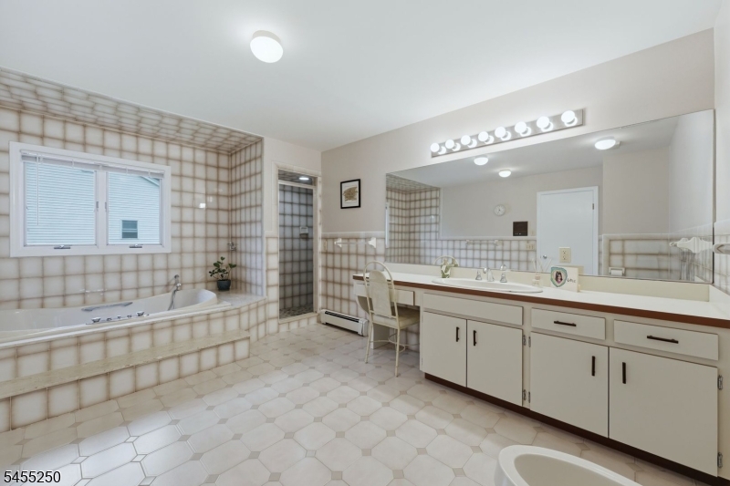 41 Florham Rd Property Photo 14