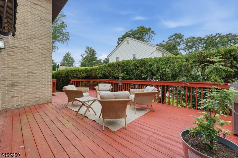41 Florham Rd Property Photo 23