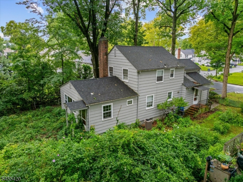 56 Denham Rd Property Photo 2