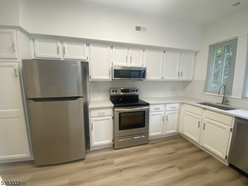 49 Birchwood Road Property Photo 6