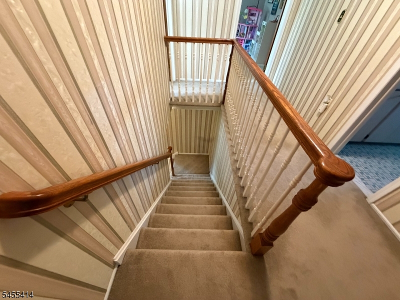 73 S Hillside Ave Property Photo 21
