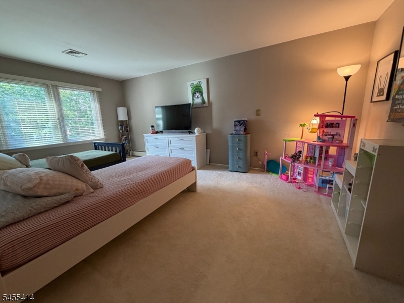 73 S Hillside Ave Property Photo 34