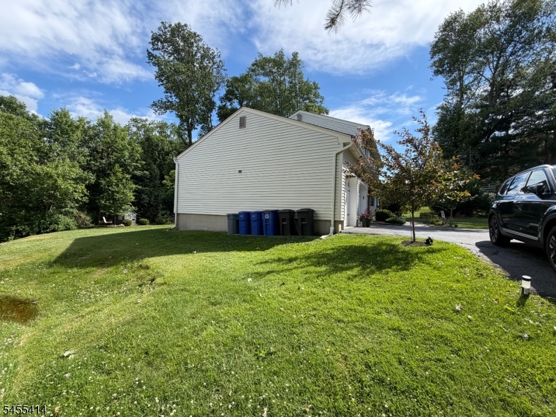73 S Hillside Ave Property Photo 40