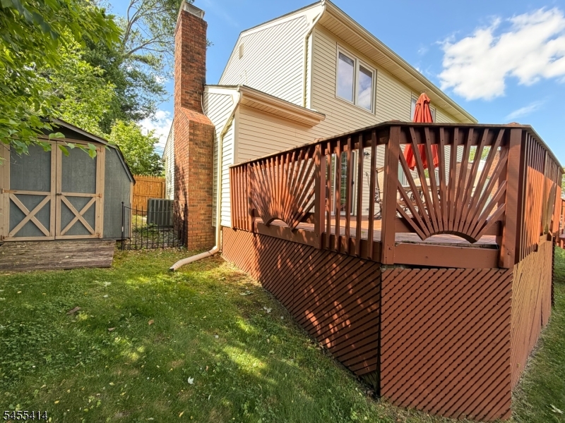 73 S Hillside Ave Property Photo 43