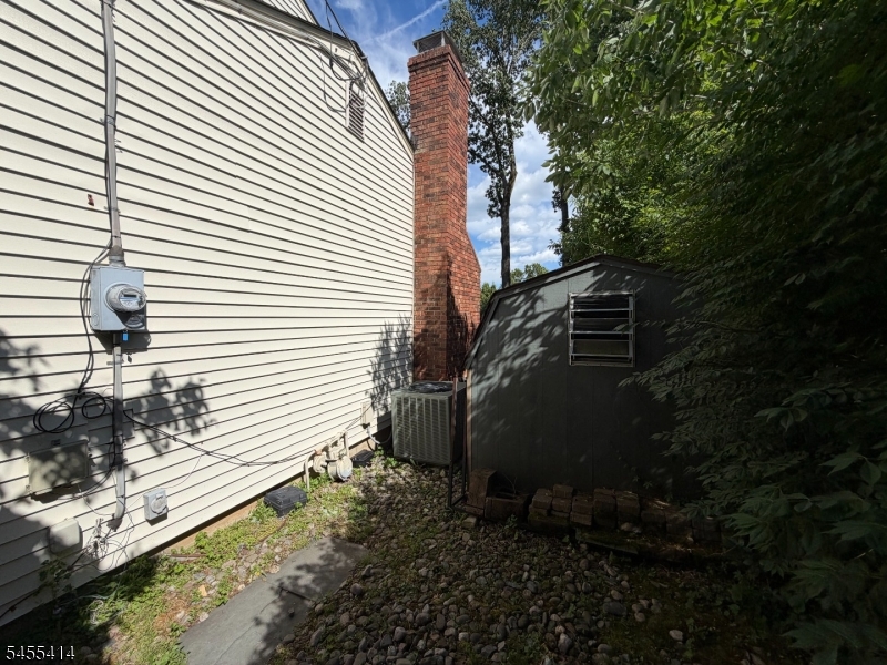 73 S Hillside Ave Property Photo 46