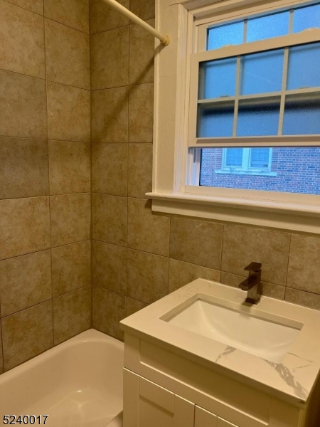 58 Park Ave Property Photo 10