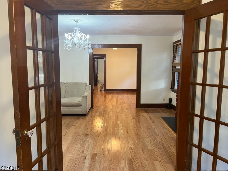 58 Park Ave Property Photo 23