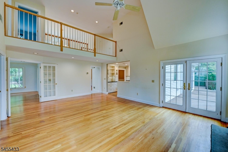 416 Hidden Valley Ct Property Photo 16