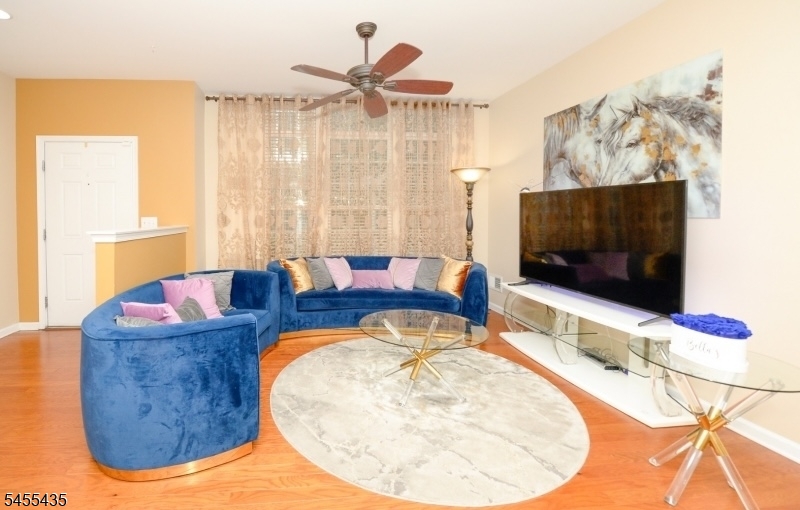 5 Holly Ln Property Photo 5