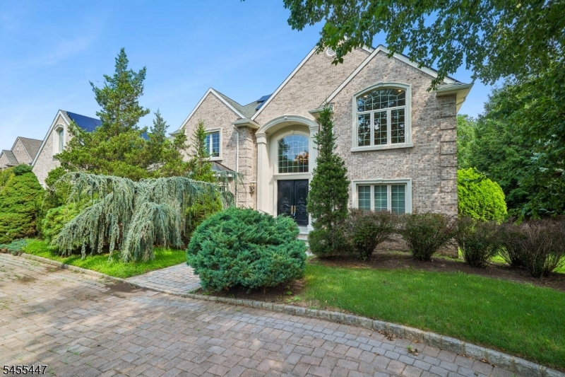 4 Centennial Ct Property Photo 1