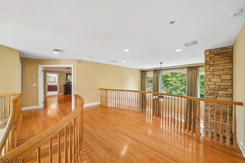 4 Centennial Ct Property Photo 19