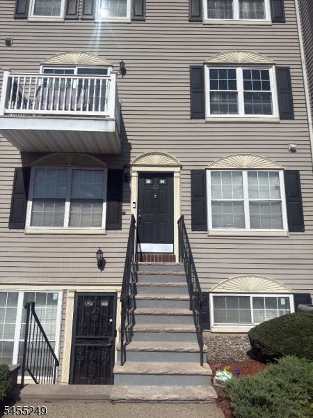 22 Seton Hall Dr Property Photo 1