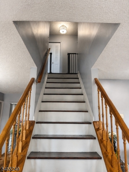 22 Seton Hall Dr Property Photo 18