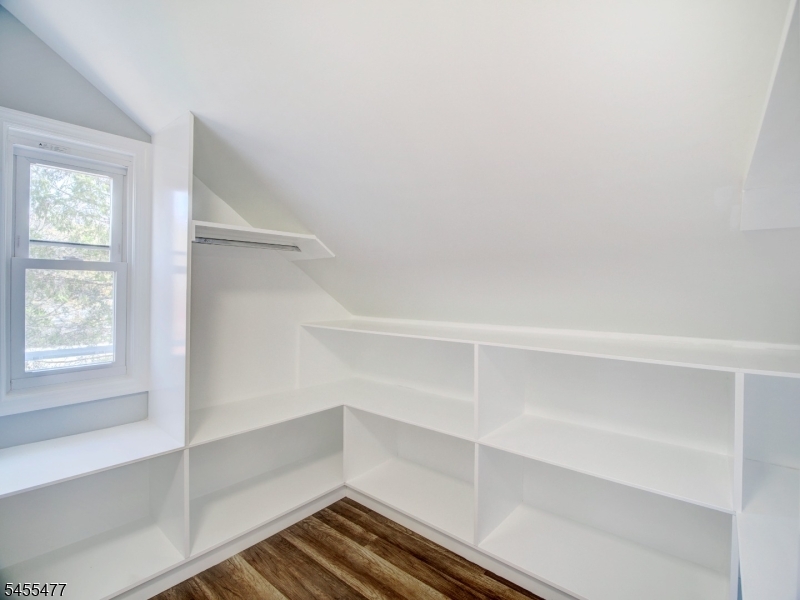 4 Emmans Rd Property Photo 15