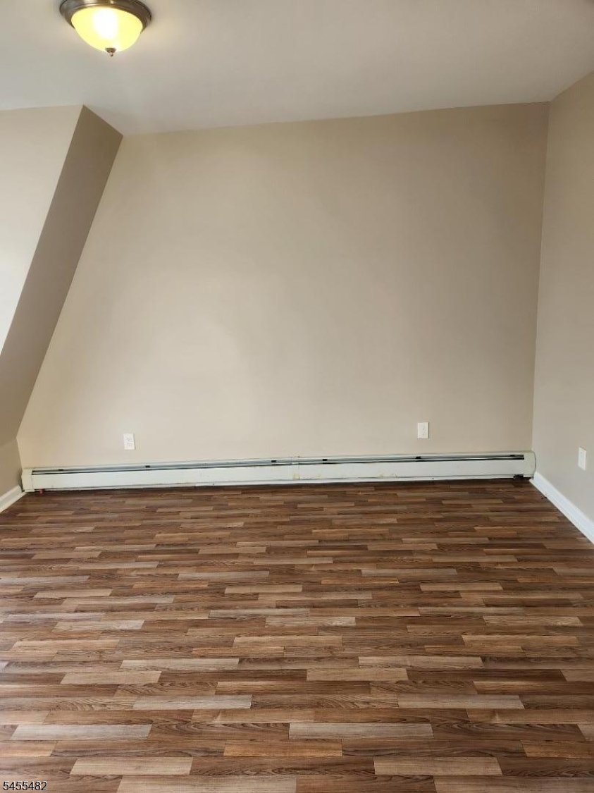 111 Park Ave Property Photo 8