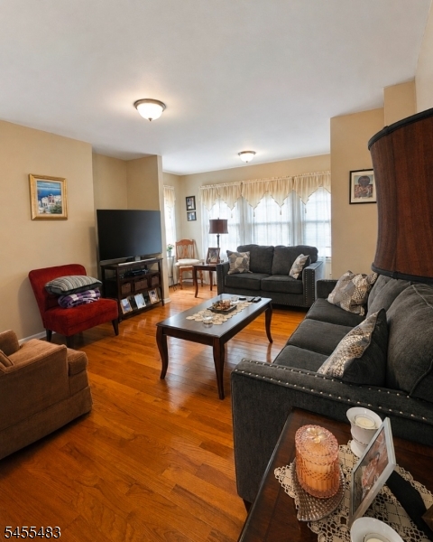 64 James St Property Photo 1
