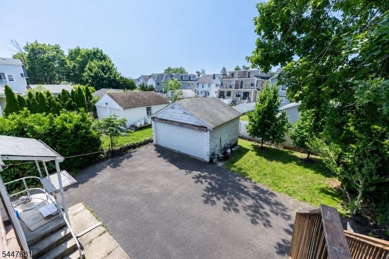 22 Meeker Pl- Unit A A Property Photo 10