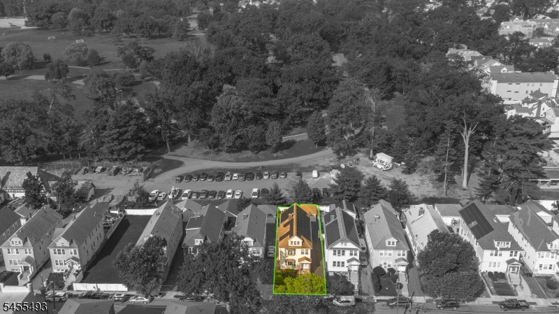 130 Acme St Property Photo 6